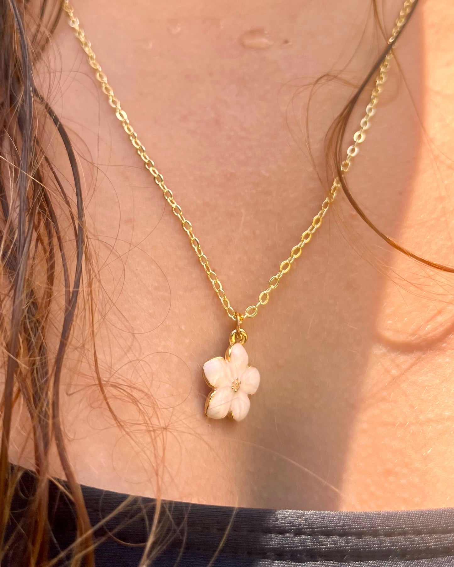 White hibiscus necklace