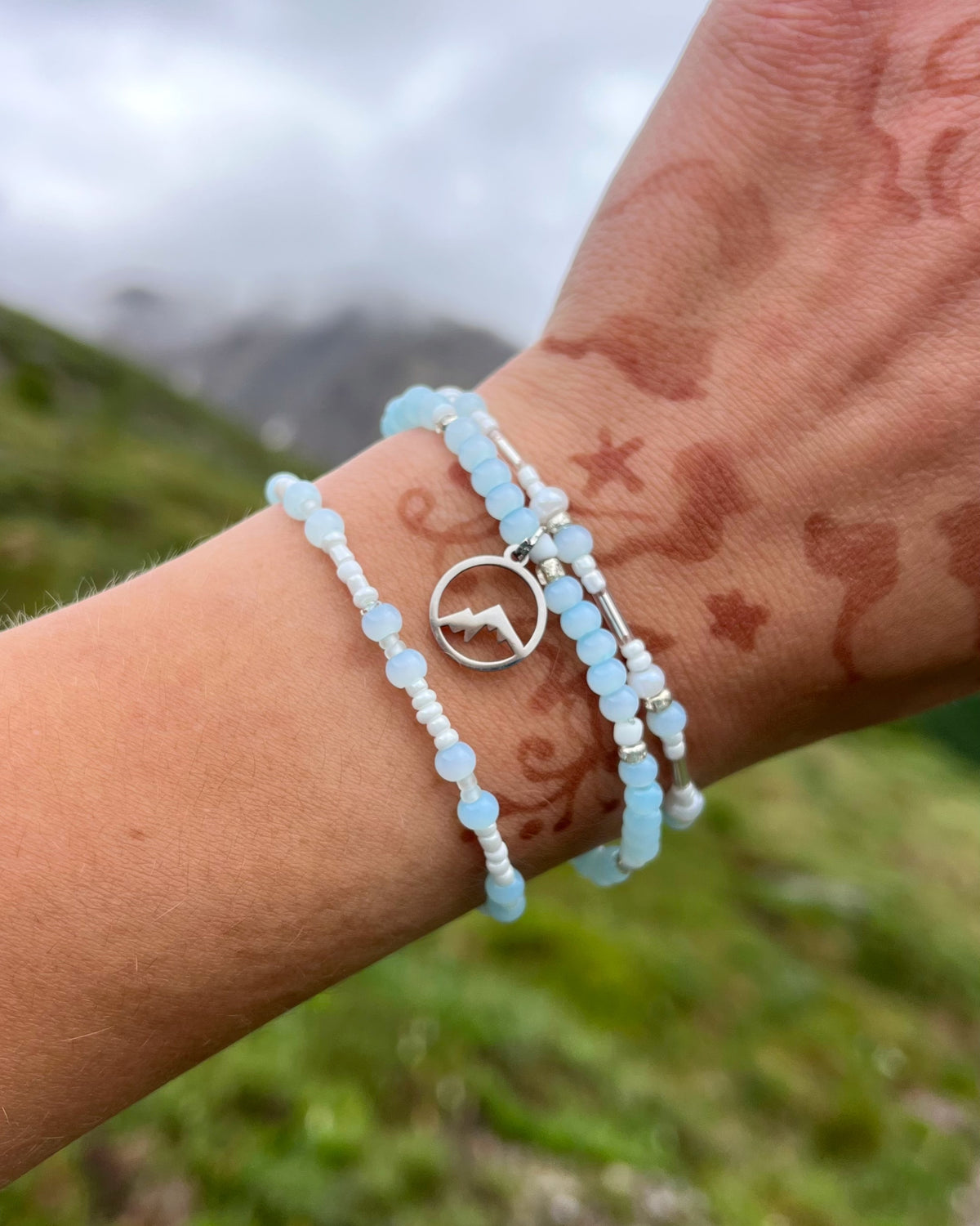 Ice Caped Bracelet Set