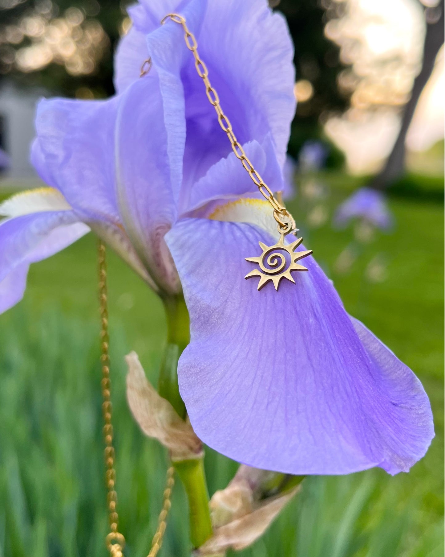 Sun Ray Chain Necklace