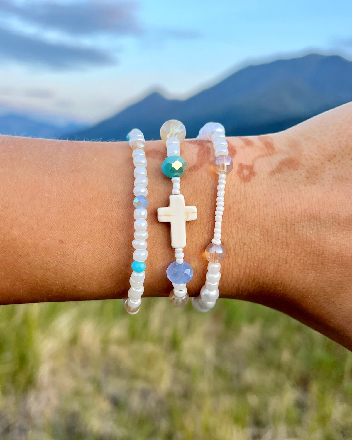 Lake Clark Cross Bracelet Set