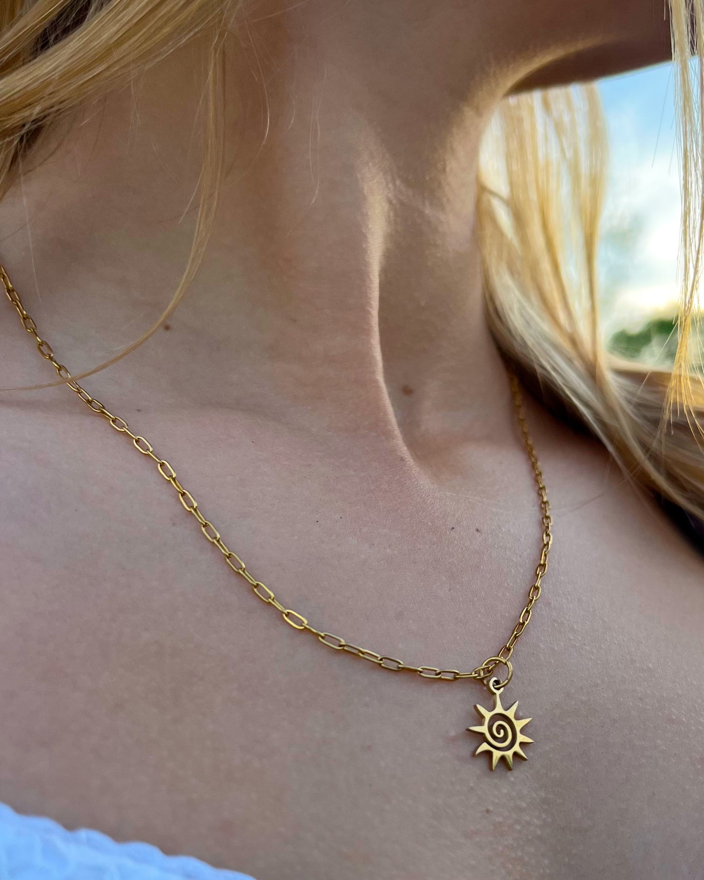 Sun Ray Chain Necklace