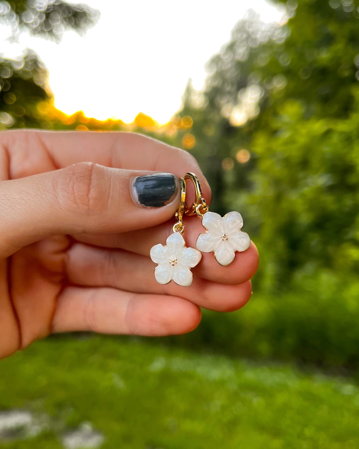 White Hibiscus Earrings